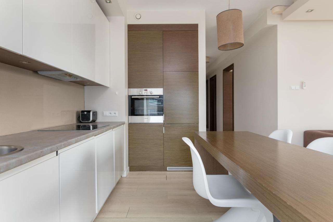 Grzybowska Platinum Apartment Tower A 华沙 外观 照片