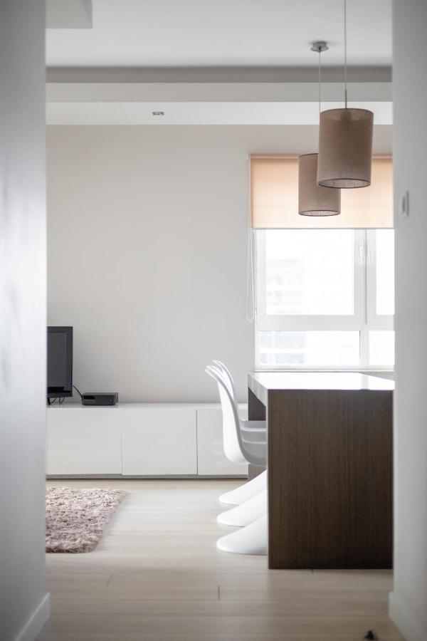 Grzybowska Platinum Apartment Tower A 华沙 外观 照片