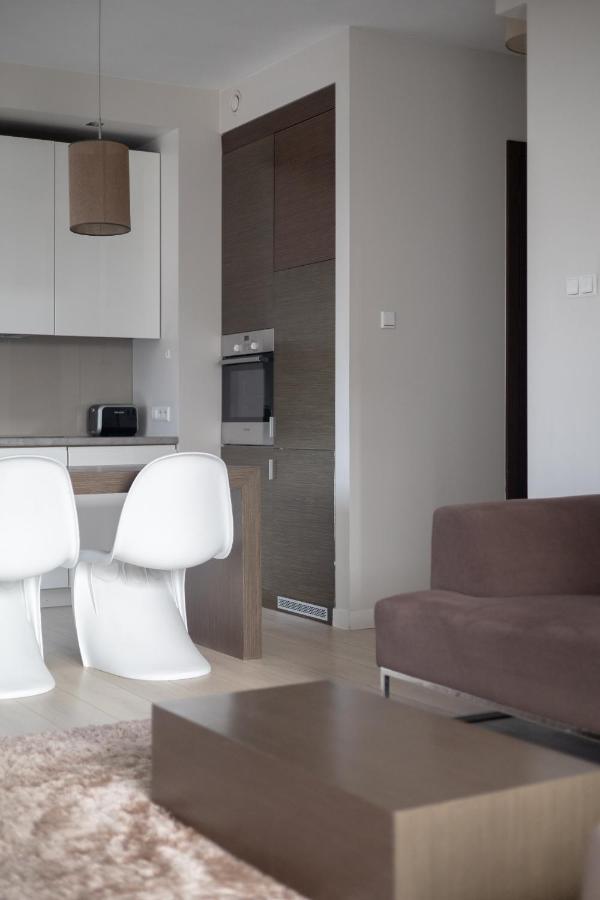 Grzybowska Platinum Apartment Tower A 华沙 外观 照片