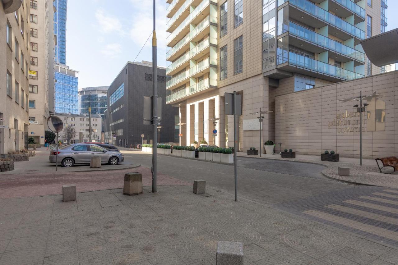 Grzybowska Platinum Apartment Tower A 华沙 外观 照片